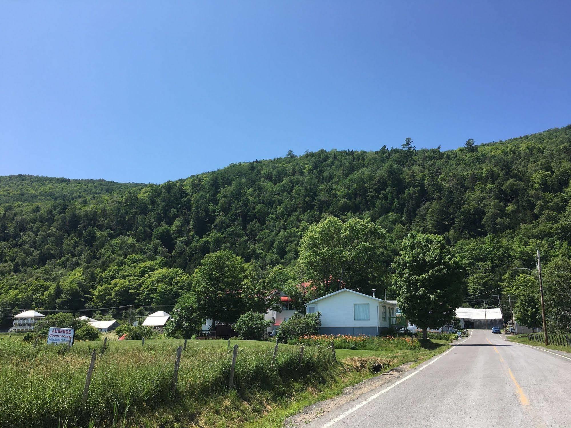 Auberge La Courtepointe Petite-Riviere-Saint-Francois Luaran gambar