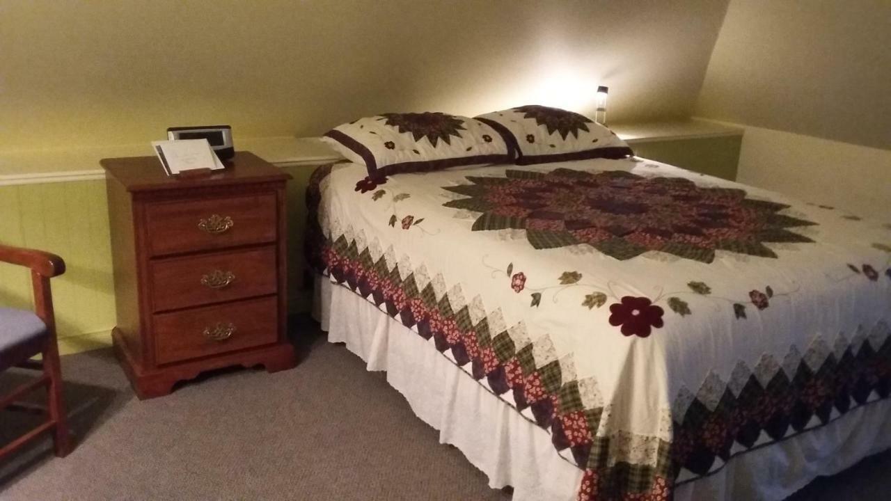 Auberge La Courtepointe Petite-Riviere-Saint-Francois Luaran gambar